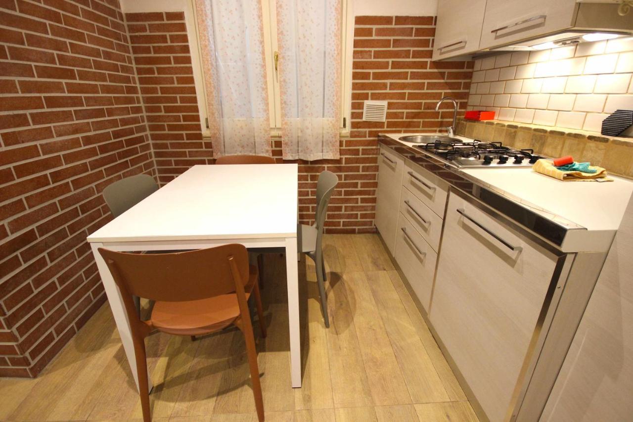 Case Vr Holiday Happy House Verona Kültér fotó
